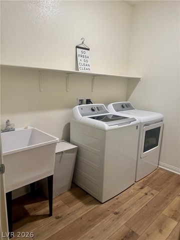 10014 Sweet Holly Place, Las Vegas, NV 89149