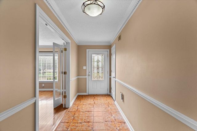 7764 CROSS VILLAGE DR, Germantown, TN 38138