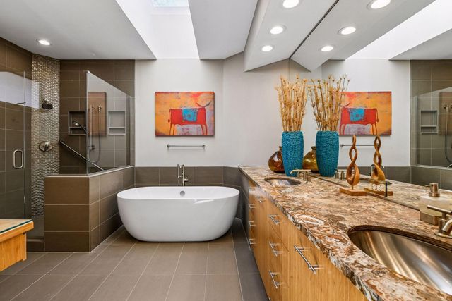 5479 Maple Ridge Court, Minnetonka, MN 55343