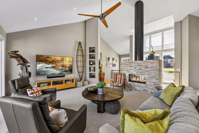 5479 Maple Ridge Court, Minnetonka, MN 55343