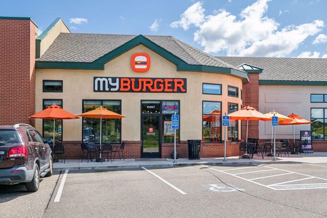 5479 Maple Ridge Court, Minnetonka, MN 55343