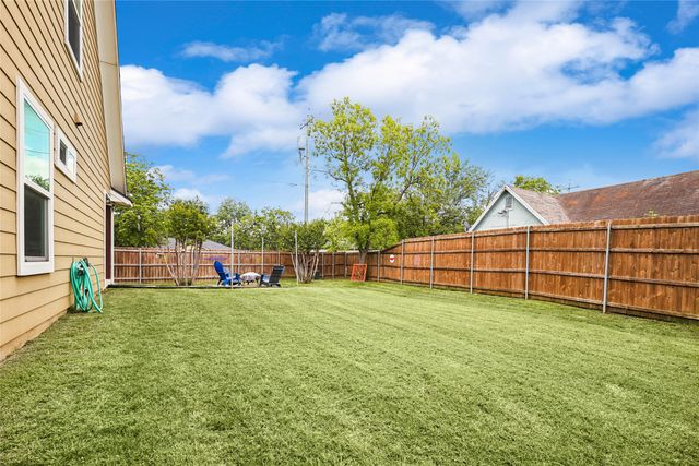 500 W Willow Street, Sanger, TX 76266