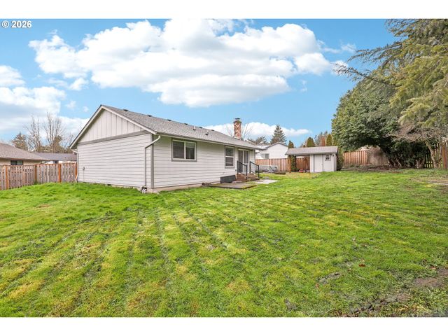 2168 Se HARLOW Ct, Troutdale, OR 97060