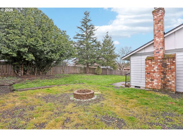 2168 Se HARLOW Ct, Troutdale, OR 97060