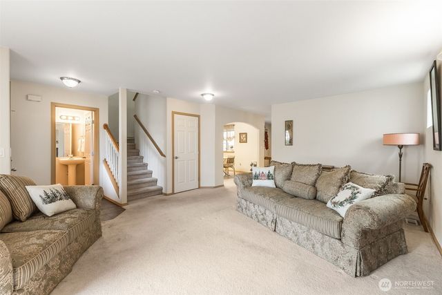 18311 96th Avenue E, Puyallup, WA 98375