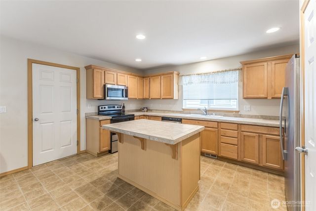 18311 96th Avenue E, Puyallup, WA 98375
