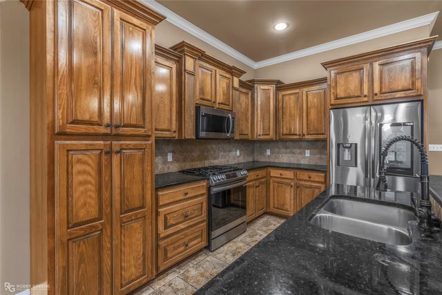 1008 Green Wood Circle, Haughton, LA 71037