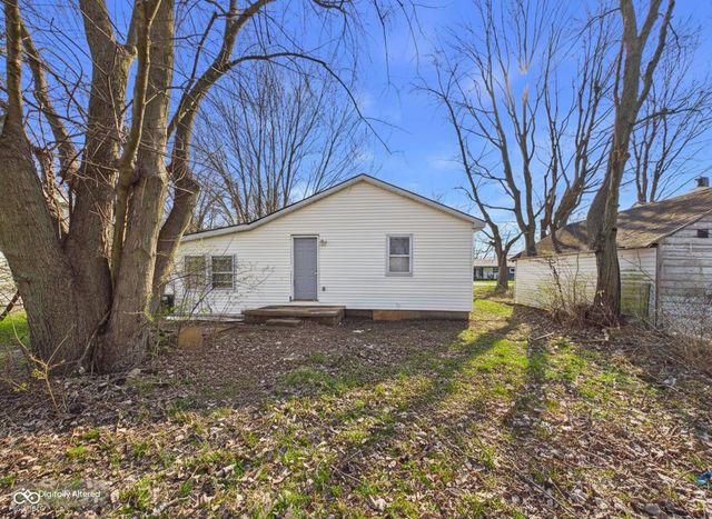 1725 Hunter Avenue, New Castle, IN 47362