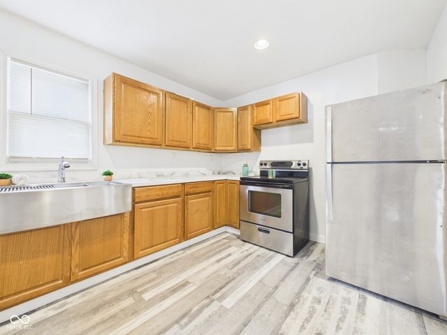 1725 Hunter Avenue, New Castle, IN 47362