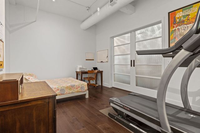 1640 Maple Avenue 304, Evanston, IL 60201