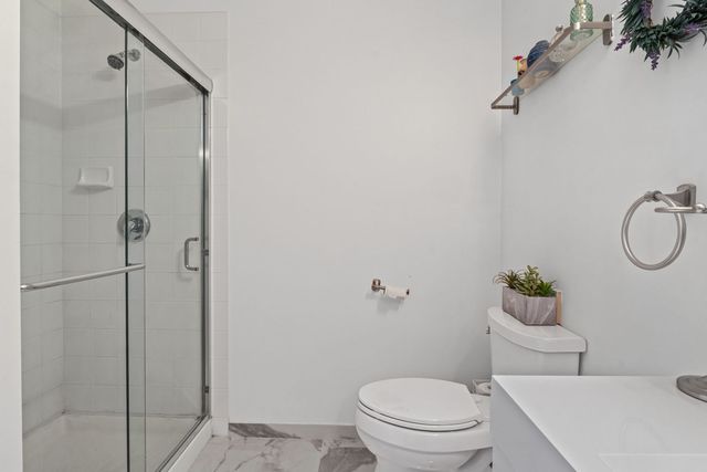 1640 Maple Avenue 304, Evanston, IL 60201