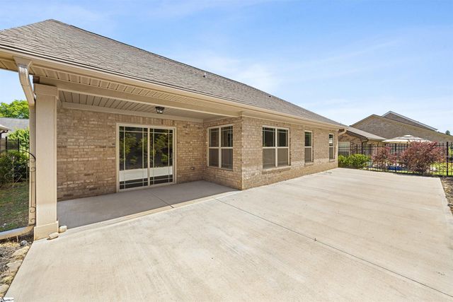 766 Charleston Place, Duncan, SC 29334
