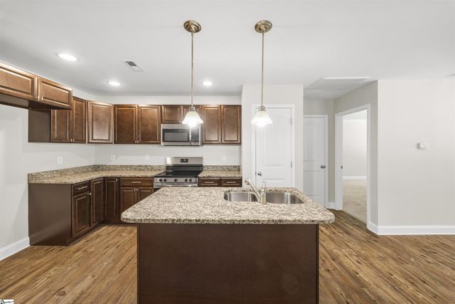 766 Charleston Place, Duncan, SC 29334