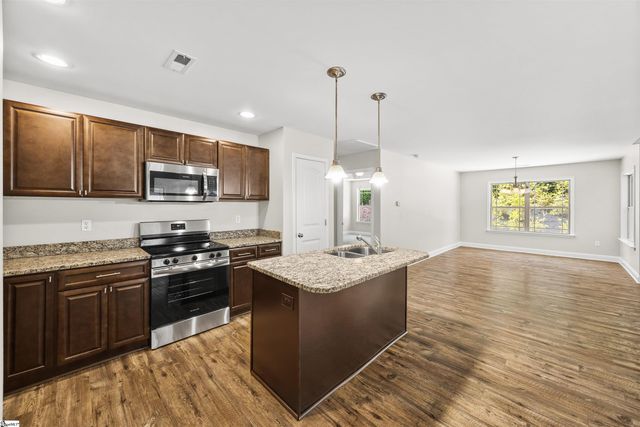 766 Charleston Place, Duncan, SC 29334