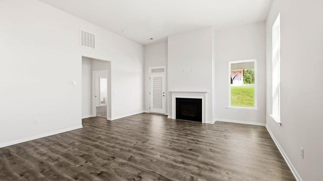 565 Landseer Drive, Landrum, SC 29356