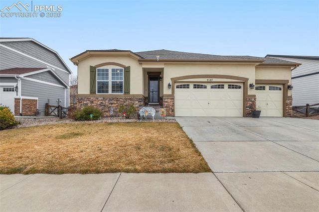 7127 Mountain Spruce Drive, Colorado Springs, CO 80927