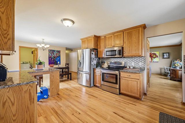 1112 Durango DRIVE, Hartford, WI 53027