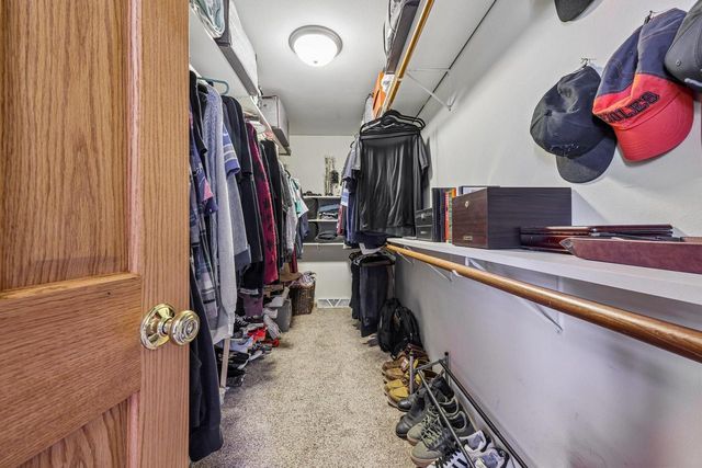 1112 Durango DRIVE, Hartford, WI 53027