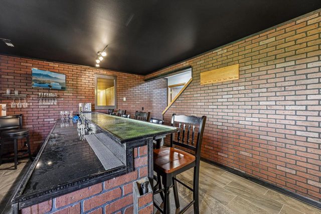 1112 Durango DRIVE, Hartford, WI 53027