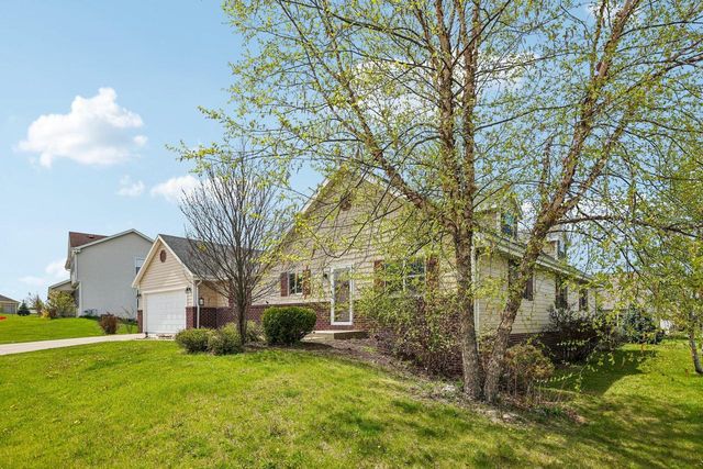 1112 Durango DRIVE, Hartford, WI 53027