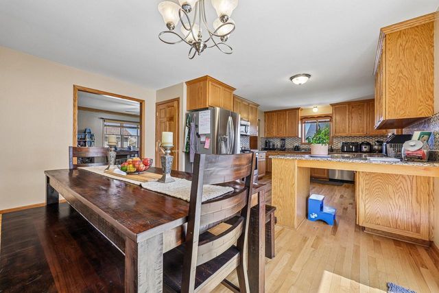 1112 Durango DRIVE, Hartford, WI 53027