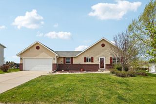 1112 Durango DRIVE, Hartford, WI 53027