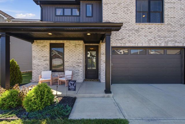 1057 Squirrel Nest Lane, Lexington, KY 40509