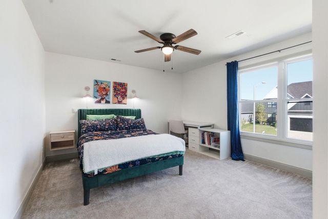 1057 Squirrel Nest Lane, Lexington, KY 40509