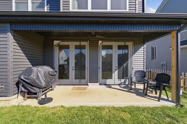 1057 Squirrel Nest Lane, Lexington, KY 40509