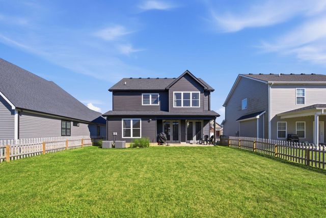 1057 Squirrel Nest Lane, Lexington, KY 40509