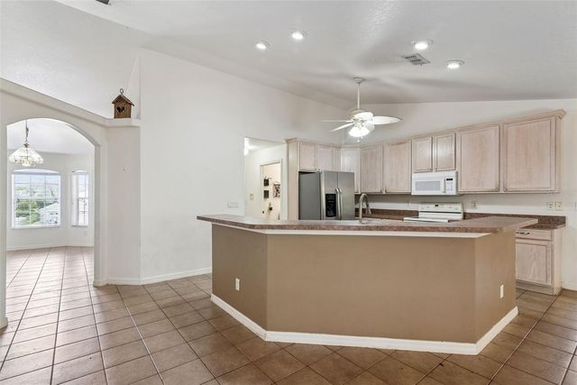 448 SHADY PINE COURT, Minneola, FL 34715