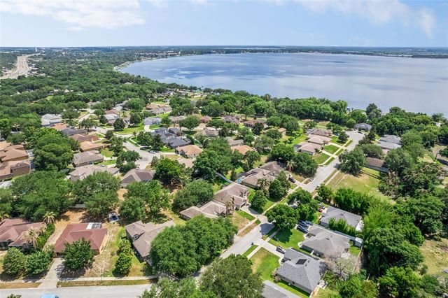 448 SHADY PINE COURT, Minneola, FL 34715