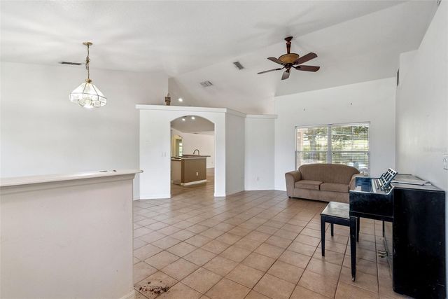 448 SHADY PINE COURT, Minneola, FL 34715