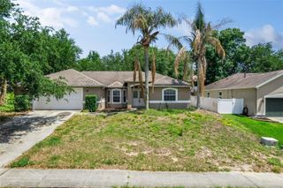 448 SHADY PINE COURT, Minneola, FL 34715