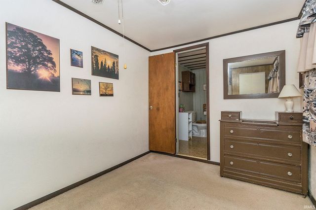 30 EMS B18 Lane, Pierceton, IN 46562