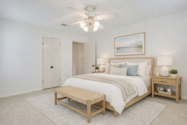 6800 Kingswood Drive, Fort Worth, TX 76133