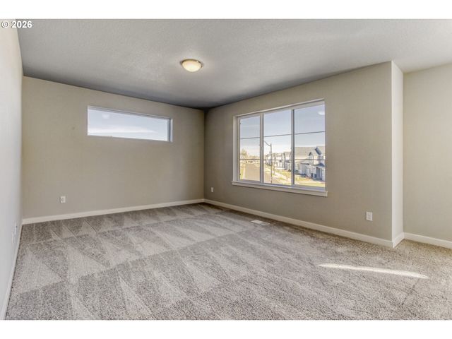 17310 Sw Wapato Island Dr, Sherwood, OR 97140