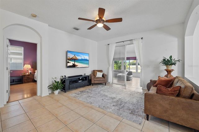 10332 BENEVA DRIVE, Tampa, FL 33647