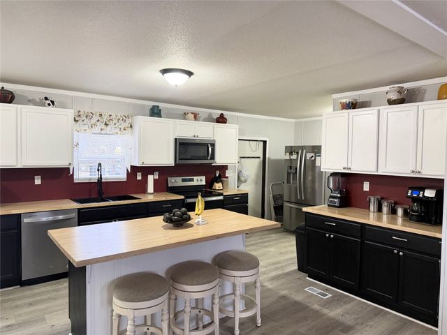 3090 Windjammer Drive, May, TX 76857