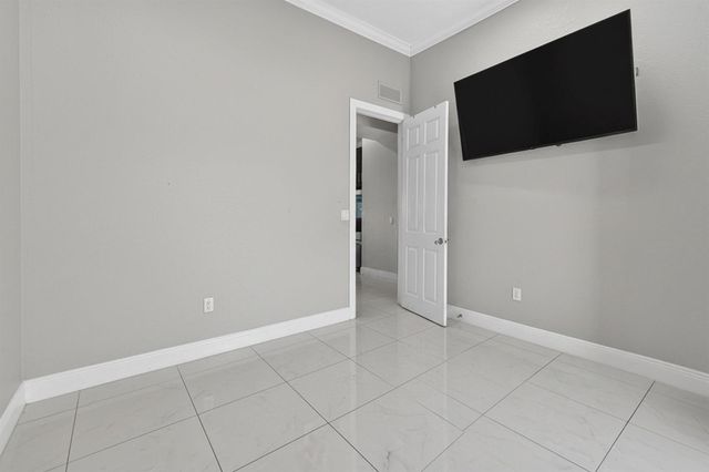 700 Cresta Circle, West Palm Beach, FL 33413