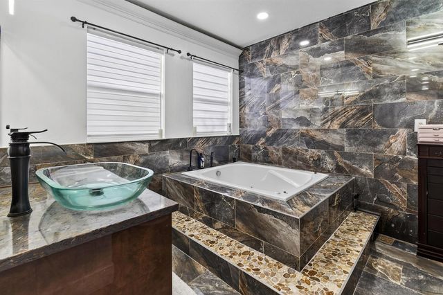 700 Cresta Circle, West Palm Beach, FL 33413