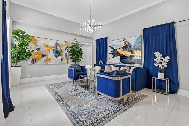700 Cresta Circle, West Palm Beach, FL 33413
