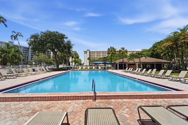 2681 S Course Drive 808, Pompano Beach, FL 33069
