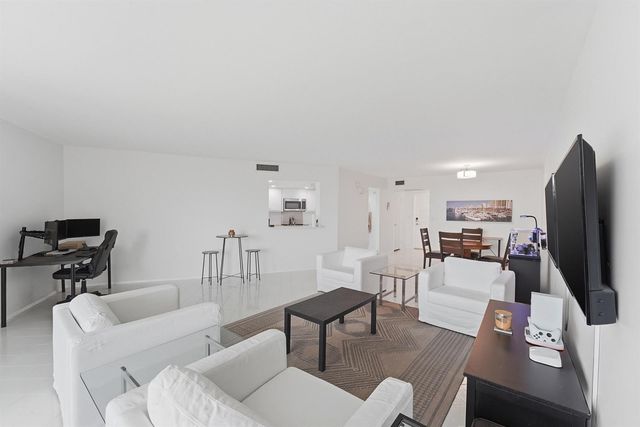 2681 S Course Drive 808, Pompano Beach, FL 33069