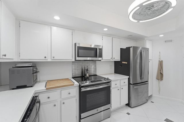 2681 S Course Drive 808, Pompano Beach, FL 33069