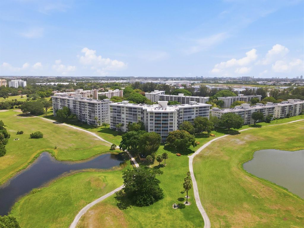 2681 S Course Drive 808, Pompano Beach, FL 33069