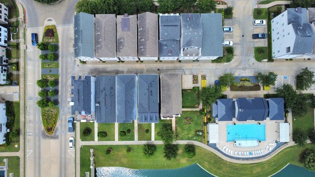 3711 Somerset Commons Lane, Houston, TX 77055