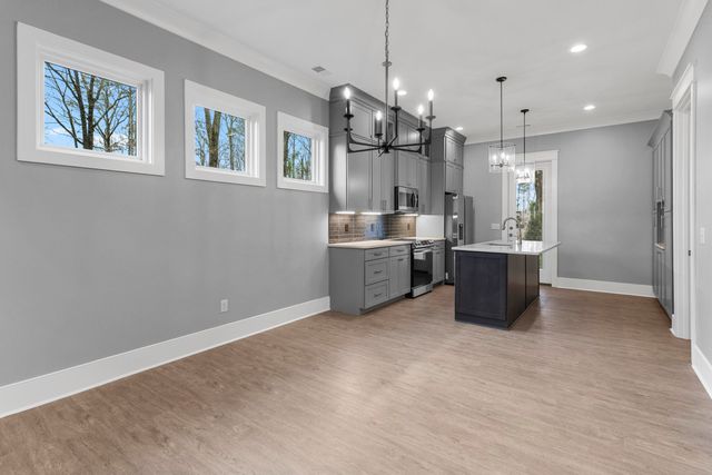 1713 Double Oak Trail, Chattanooga, TN 37421