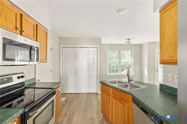 1701 Saddlehorse Pl, Henrico, VA 23231
