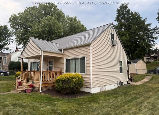 4615 Young Street, South Charleston, WV 25309